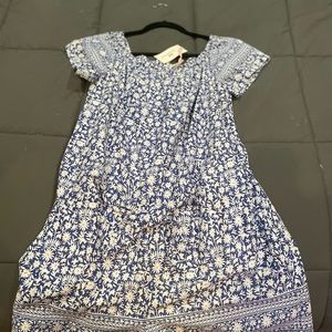 Beautiful jumper perfect for summer and the beach.